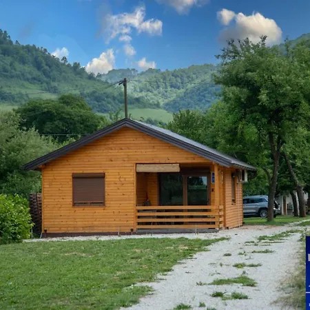 Sweet Free Parking, Ac, Rent A Car * Visoko