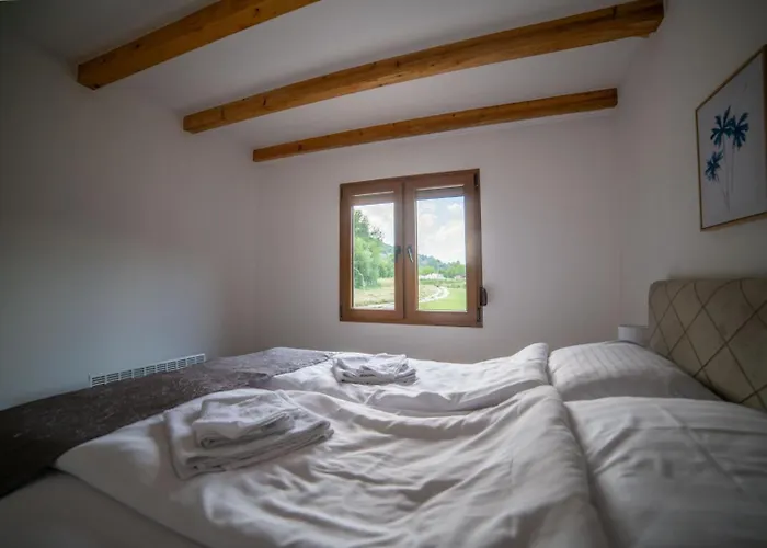 Prázdninový dům Sweet Free Parking, Ac, Rent A Car Visoko