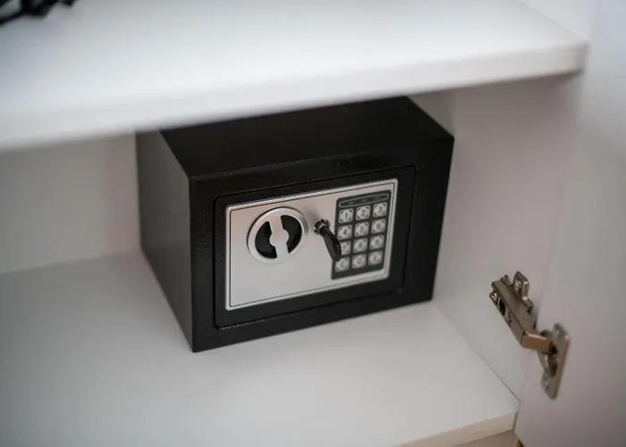 Sweet Free Parking, Ac, Rent A Car Visoko