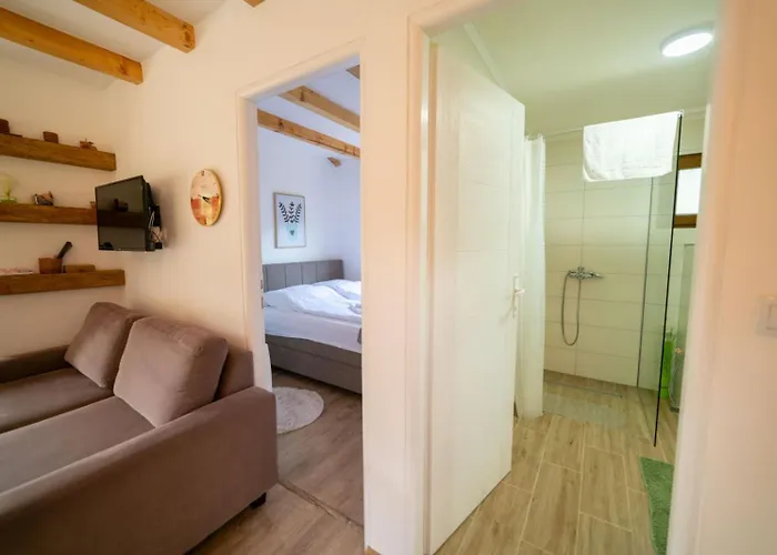 Prázdninový dům Sweet Free Parking, Ac, Rent A Car Visoko