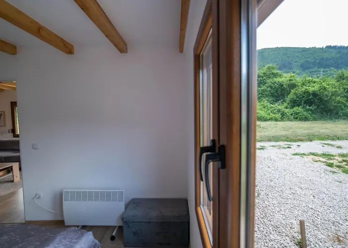 Sweet Free Parking, Ac, Rent A Car