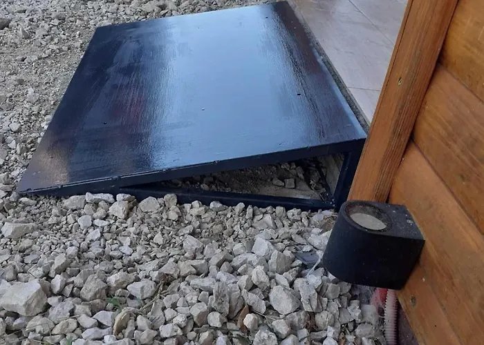 Sweet Free Parking, Ac, Rent A Car *