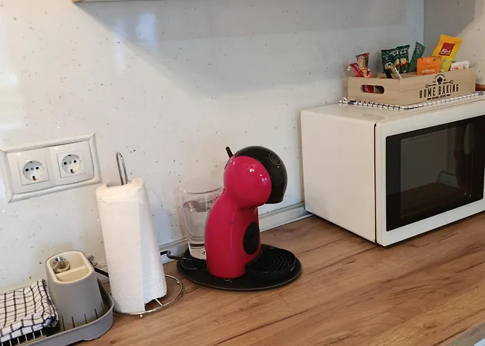 Sweet Free Parking, Ac, Rent A Car